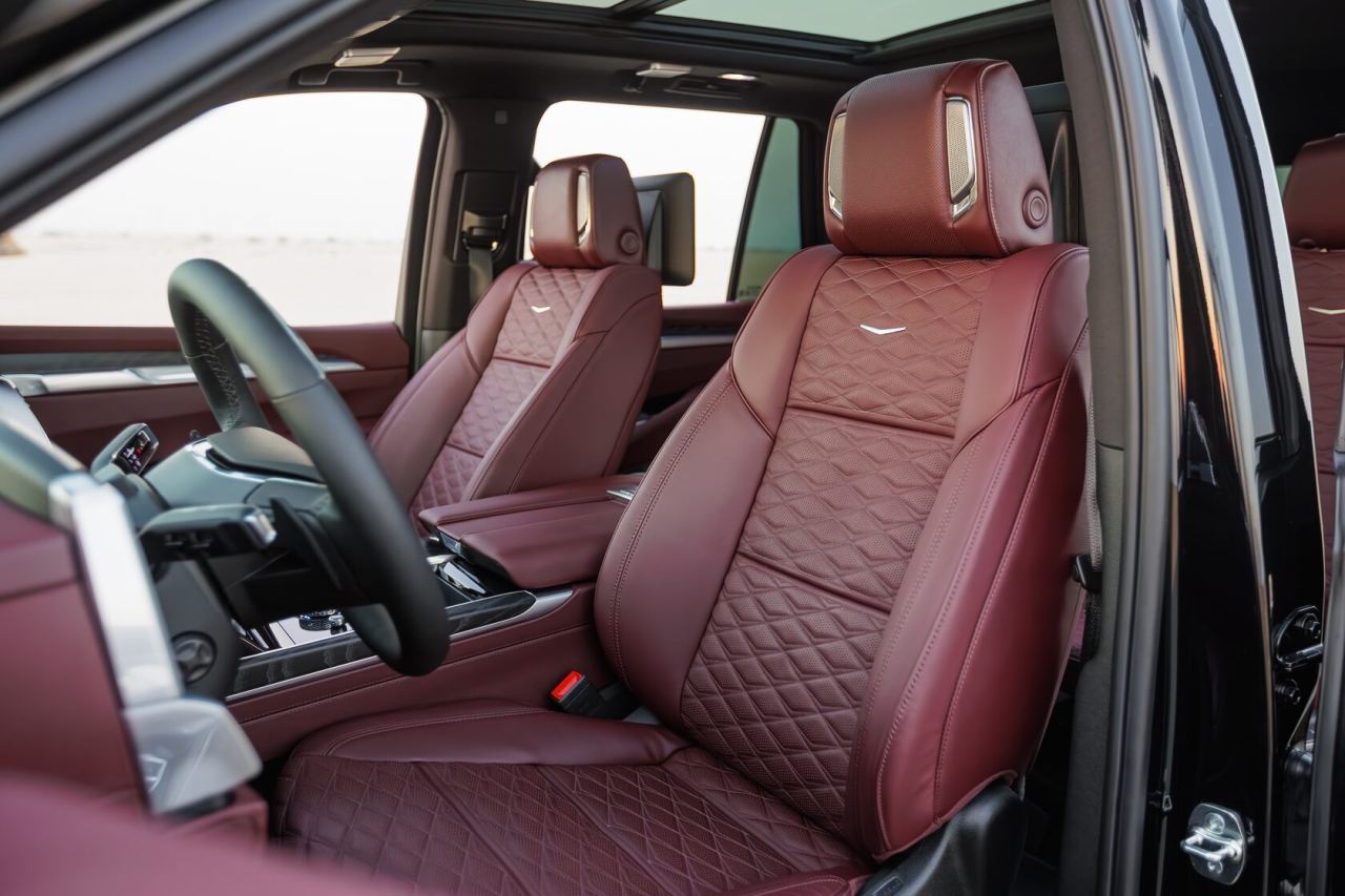 Cadillac Escalade Sport Onyx Package — photo 4