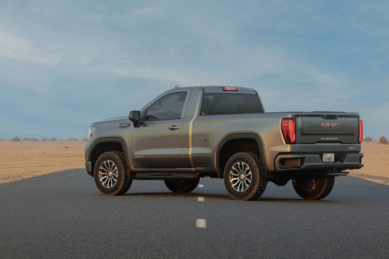 GMC Sierra AT4 V8 — photo 7
