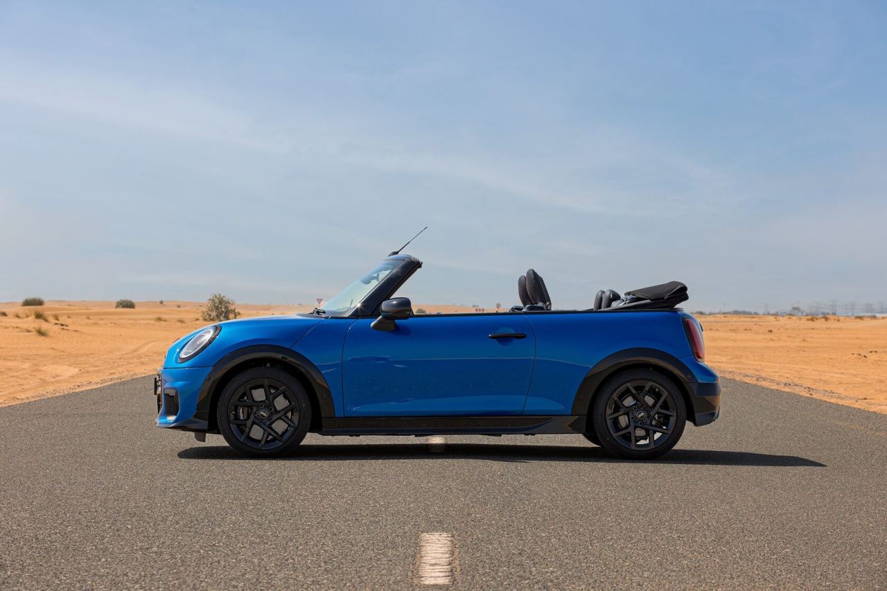 Mini Cooper S Convertible — photo 3