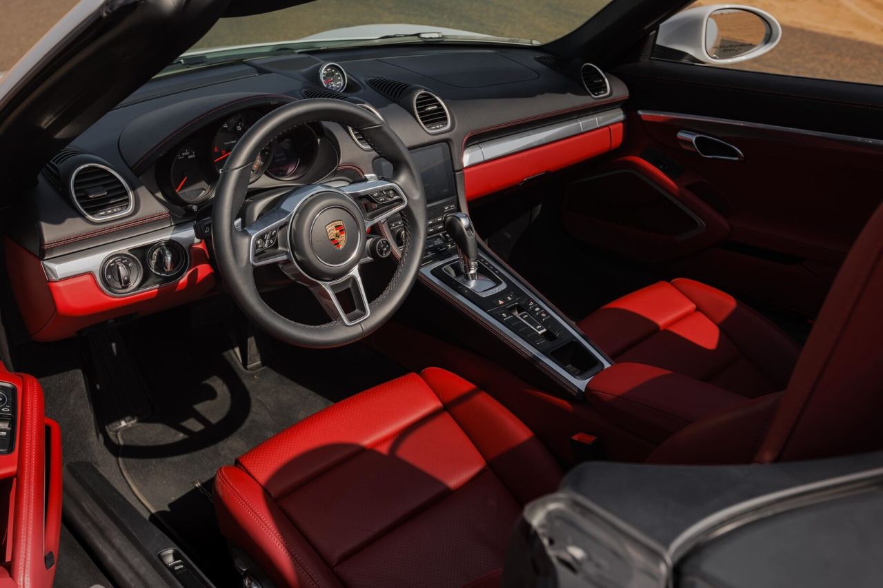 Porsche 718 Boxster — photo 7